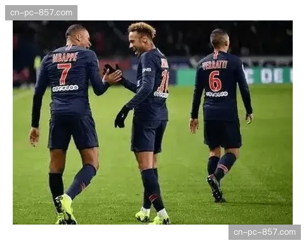 里尔欧联生死战前陷联赛泥潭，主场六轮不胜面临双线作战压力