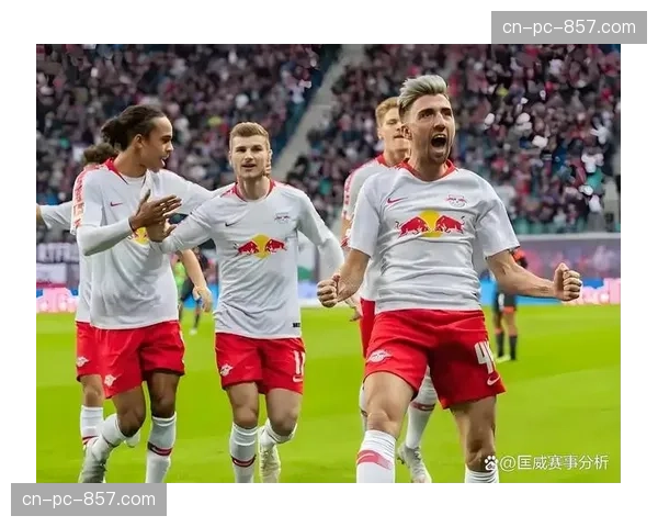 战术复盘:拜仁慕尼黑如何通过边中结合击穿莱比锡的防线 战术复盘:拜仁慕尼黑如何通过边中结合击穿莱比锡的防线